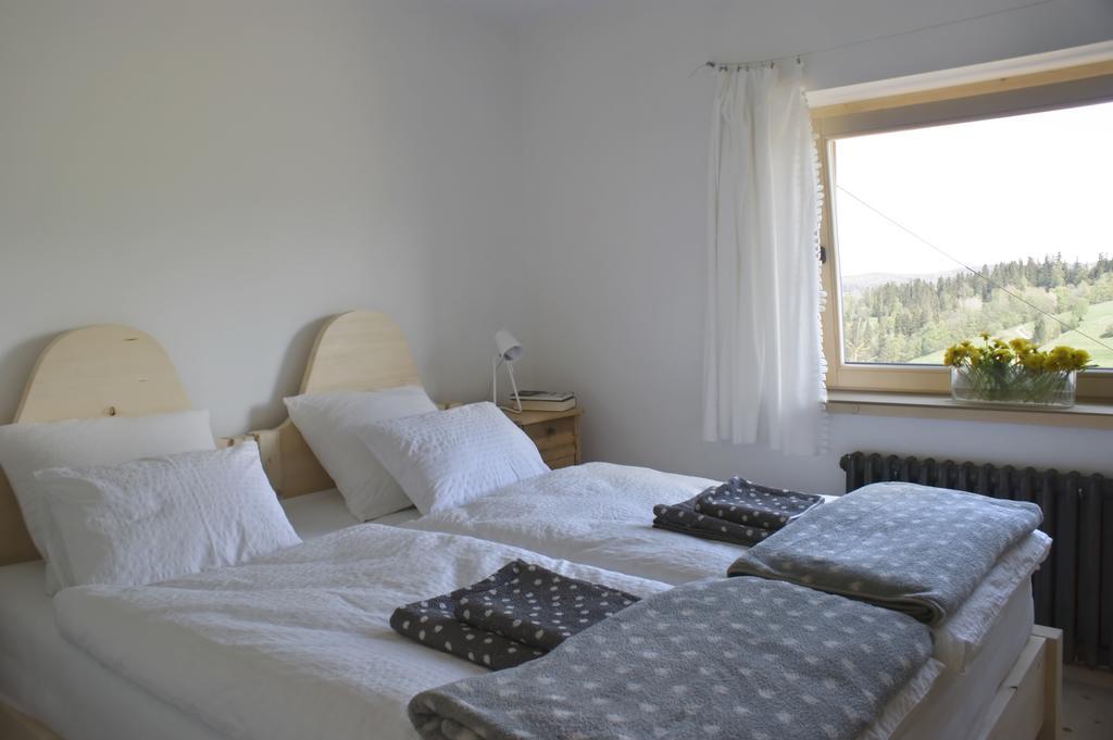 Nowe Miejsce Brzegi Apartment Ngoại thất bức ảnh